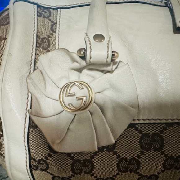 Adorable Vintage Small Flower Gucci Double Handle Bag! - Picture 2 of 16